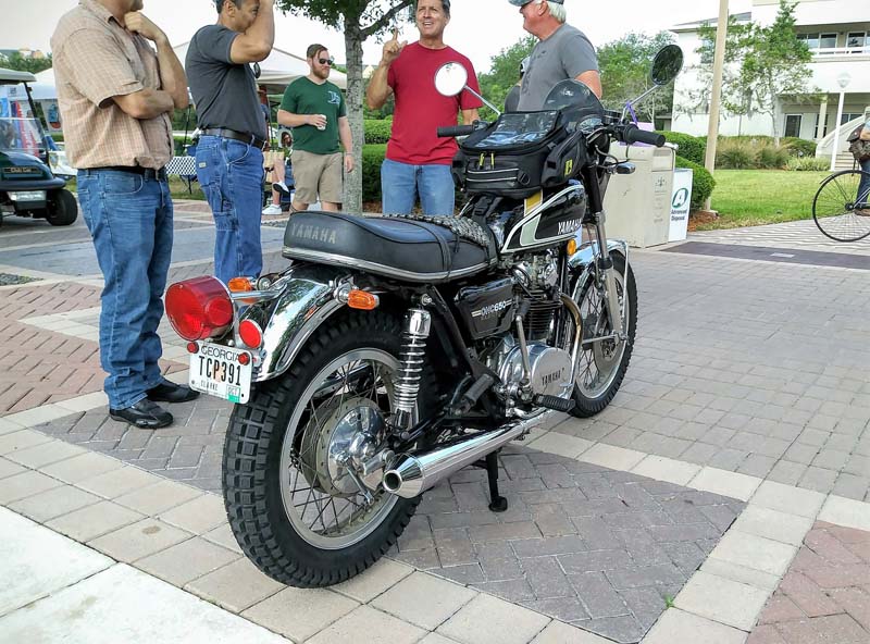 Riding Into History, vintage motorcycle show (18)