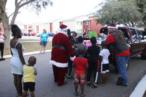 UNCHAINED KINGS TOY RUN  (28)