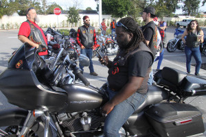 UNCHAINED KINGS TOY RUN  (4)