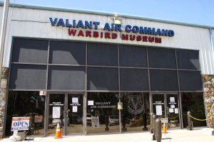 VALIANT AIR COMMAND CAR SHOW (39)